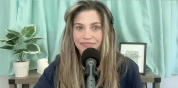 Danielle Fishel on her podcast